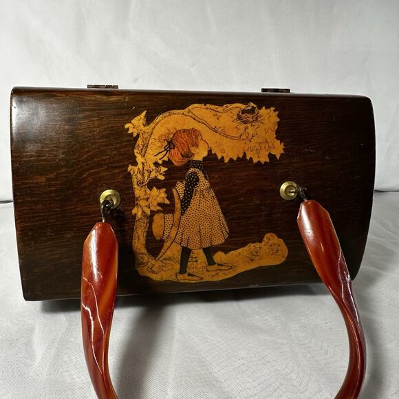 Vintage 60's Purse Wood Box Girl & Cat Handbag Brown Brass Closure Lucite Handle - Picture 2 of 16